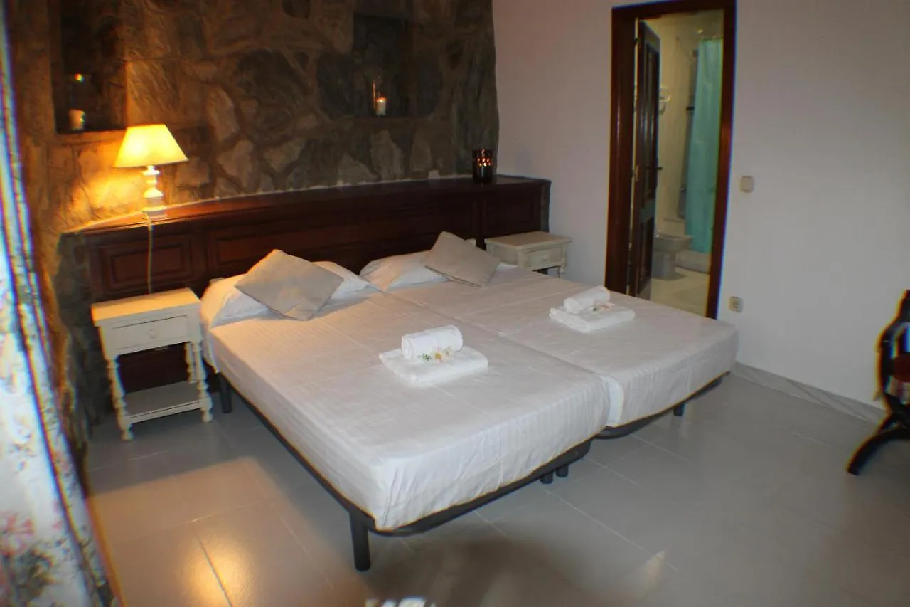 Agi Villa Cibeles Roses 0*,