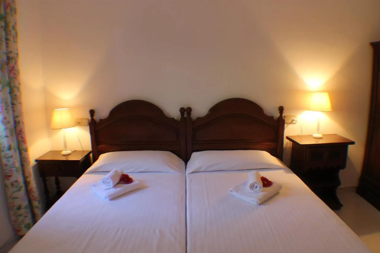 Agi Villa Cibeles Roses 0*,  Spain