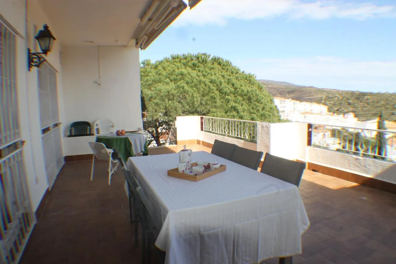 Agi Villa Cibeles Roses